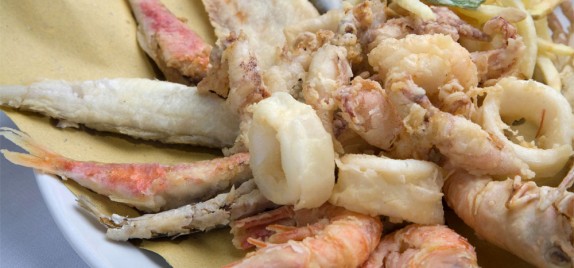 L'Osteria del Gran Fritto di Stefano Bartolini a Genova - Cono di Fritto