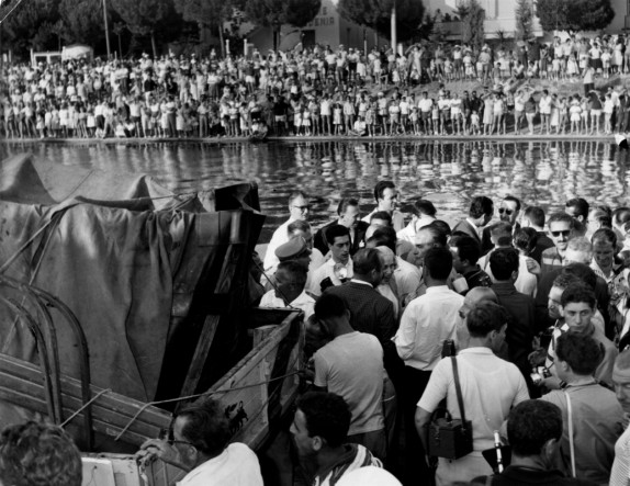 Nella Dolce Vita di Cesenatico . . . i Delfini - archivio Nanni