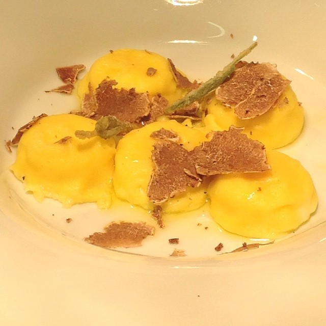 Gnocchi Fondenti di Patata e Tartufo Bianco