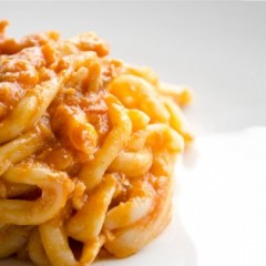 Strozzapreti con Ragù di Mazzola